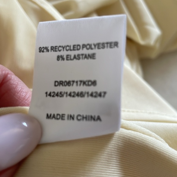 Meshki Yellow Off-Shoulder Bodycon Dress #110 - Picture 6 of 7